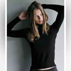 Zara NWT charcoal black lightweight turtleneck